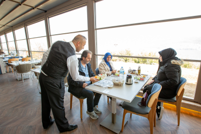 BURSA BÜYÜKŞEHİR GEMLİK’TE ATATEPE SOSYAL TESİSİNİ MODERNLEŞTİRDİ