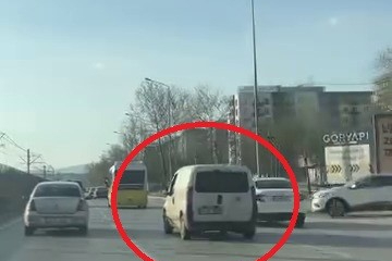 BURSA’DA TRAFİK MAGANDASI KAMERADA