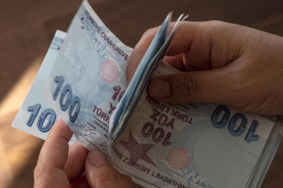 NİSAN AYI YAŞLI VE ENGELLİ AYLIKLARI HESAPLARA YATIRILIYOR