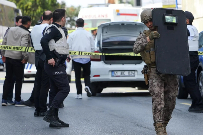 BEŞİKTAŞ'TAKİ ÇATIŞMADA POLİSLE DALGA GEÇENLERE SORUŞTURMA