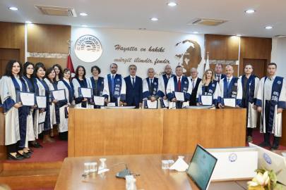 EGE ÜNİVERSİTESİ’NDE BAŞARI ÖDÜLLERİ SAHİPLERİNİ BULDU