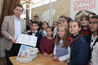 BAŞKAN AYDIN, KÜÇÜK YAZARLARLA BULUŞTU