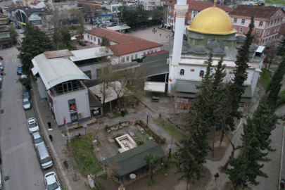 İHSANİYE MEYDANI YENİLENİYOR: MODERN ÇEHREYE KAVUŞUYOR