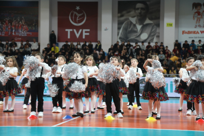 NİLÜFER'DE ULUSLARARASI SPOR ŞENLİKLERİ TÖRENLE BAŞLADI