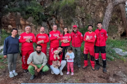 KAYALARA SIKIŞAN 6 YAVRU KÖPEK İÇİN FİLM GİBİ OPERASYON