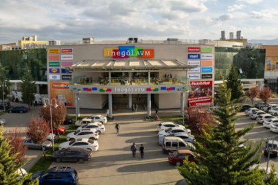 İNEGÖL AVM'YE 4 AYRI KATEGORİDE PLATİN ÖDÜL