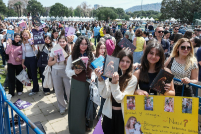 İZMİR KİTAP FUARI’NDA EDEBİYAT DOLU GÜNLER