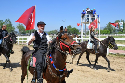 BURSA’DA RAHVAN AT YARIŞLARI HEYECANI