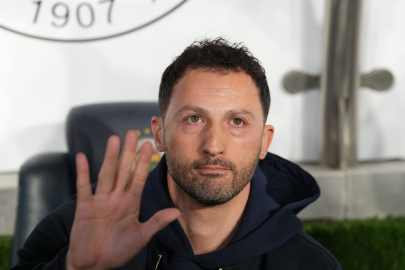 FENERBAHÇE’DE KRİTİK KARAR: TEDESCO İLE YOLLAR AYRILDI