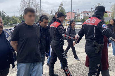 AİLELERDEN BASINA TEPKİ: "ALLAH BELANIZI VERSİN, ÇEKMEYİN"