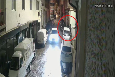 BURSA’DA GENÇ ADAMA SOKAK ORTASINDA SİLAHLI SALDIRI
