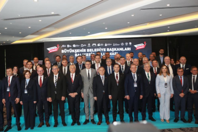 CHP’Lİ BÜYÜKŞEHİR BAŞKANLARI BALIKESİR’DE BİR ARAYA GELDİ