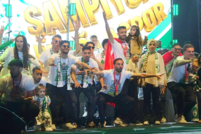 MUĞLASPOR 1. LİG ŞAMPİYONLUĞUNU COŞKUYLA KUTLADI