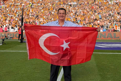 İNGİLTERE’DE TARİH YAZAN İLK TÜRK BAŞKAN