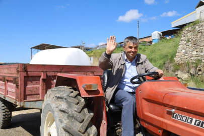 BURSA'DA BÜYÜKŞEHİR'DEN ÇİFTÇİYE KABA YEM DESTEĞİ
