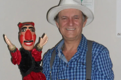 KARAGÖZ SANATININ USTA İSMİ AHMET KARAKMAN HAYATINI KAYBETTİ