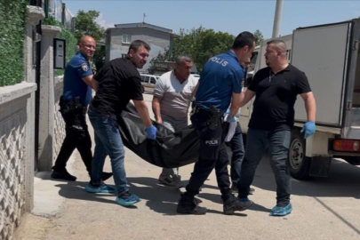 BURSA'DA ÇOCUĞUNUN GÖZÜ ÖNÜNDE EŞİNİ BIÇAKLA KATLETTİ