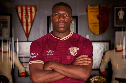 GÖZTEPE SİNCLAIR ARMSTRONG’U KADROSUNA KATTI