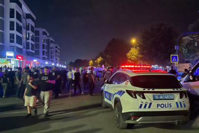 BURSA'DA BIÇAKLI KAVGA: 1'İ AĞIR, 3 YARALI