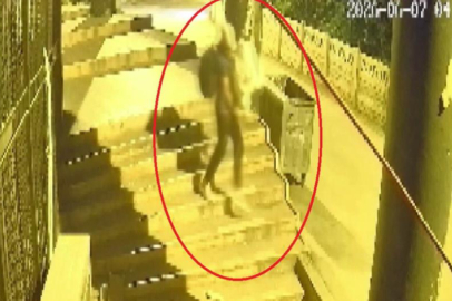 BURSA'DA KADIN KILIĞINDA SOYUP, ERKEK KILIĞINDA KAÇIYOR