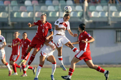 A MİLLİ KADIN FUTBOL TAKIMI MALTA’YI 3 GOLLE GEÇTİ