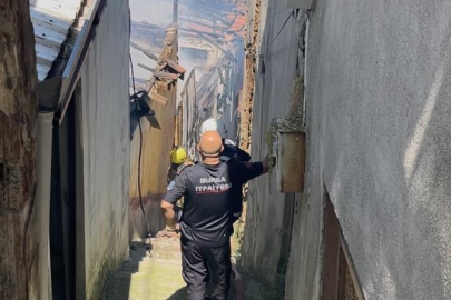 DAR SOKAKLAR YANGINA MÜDAHALEYİ GECİKTİRDİ
