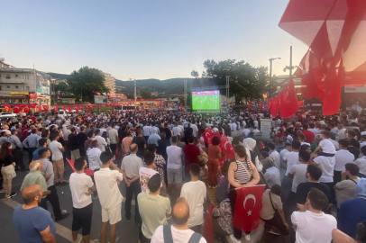 MEYDANLARDA MİLLİ MAÇ YAYINI İLE İLGİLİ YKS KARARI ÇIKTI