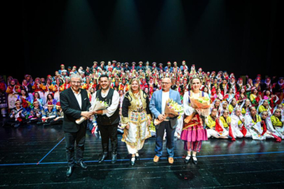 KARAGÖZ HALK DANSLARI'NDAN MUHTEŞEM SEZON FİNALİ