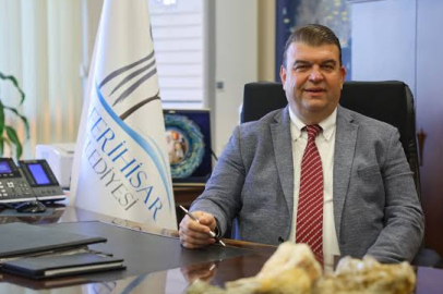SEFERİHİSAR BELEDİYE BAŞKANI İSMAİL YETİŞKİN TUTUKLANDI