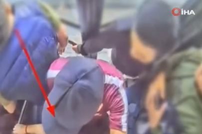 AVCILAR'DA METROBÜSTE YANKESİCİLİK ANLARI KAMERADA