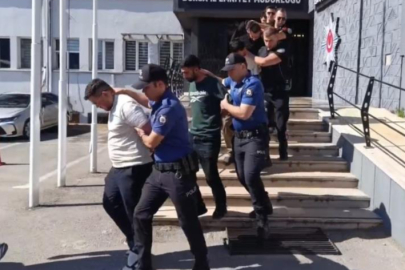 BURSA'DA 100 MİLYONLUK VURGUN YAPIP, TATLI İKRAM ETTİLER