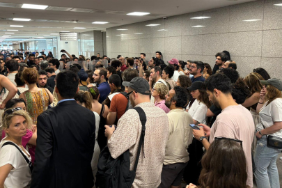 DENİZ GÖKTAŞ'IN ADLİYEYE SEVKİNDE KILIÇDAROĞLU PROTESTOSU