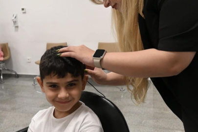 1 YIL ARADAN SONRA DUYDU, SEVİNÇ GÖZYAŞLARINA BOĞULDU