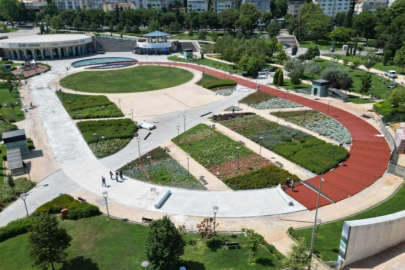 BURSA MİLLET BAHÇESİ SİL BAŞTAN YENİLENİYOR