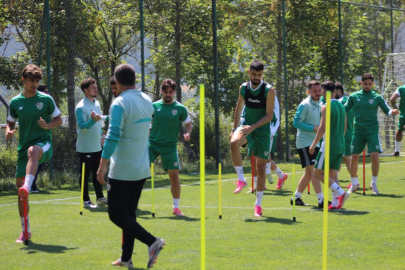 BURSASPOR'DA HEDEF; SÜPER LİG'E YÜKSELMEK