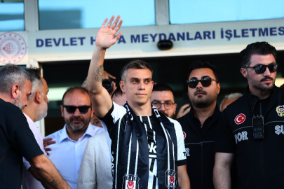 BEŞİKTAŞ'IN YENİ TRANSFERİ TROSSARD İSTANBUL'DA