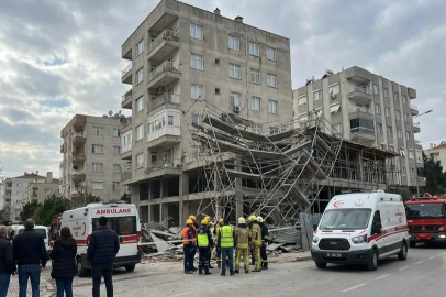 İZMİR’DE 3 KARDEŞİN YARALANDIĞI FECİ İSKELE KAZASI KAMERADA!
