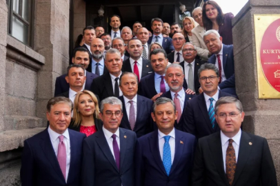 YENİ PARTİ’NİN A TAKIMI BELLİ OLDU: İŞTE MYK ÜYELERİ