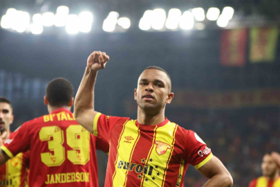 GÖZTEPE'DE JUAN İÇİN CSKA MOSKOVA ATAĞI
