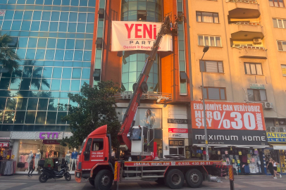 DENİZLİ'DE YENİ PARTİ TABELASI ASILDI: TEŞKİLATLANMA BAŞLADI