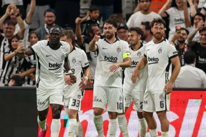UEFA AVRUPA LİGİ'NDE TUR ATLAYAN TAKIMLAR BELLİ OLDU