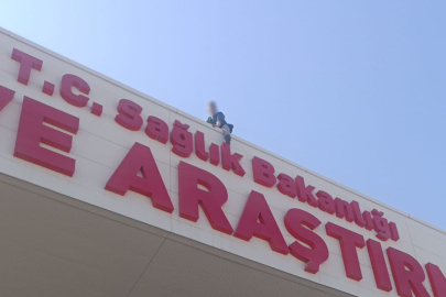 İNTİHAR EDECEKTİ "KARPUZ KESELİM GEL" TEKLİFİYLE VAZGEÇTİ