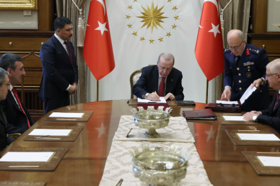 YAŞ KARARLARI AÇIKLANDI: İŞTE YENİ KOMUTANLAR