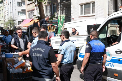 OSMANGAZİ BELEDİYESİ KALDIRIM İŞGALLERİNE GEÇİT VERMİYOR
