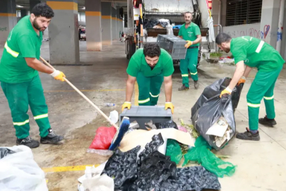 OSMANGAZİ BELEDİYESİ PAZARLARDAN AYLIK 600 TON ATIK TOPLUYOR