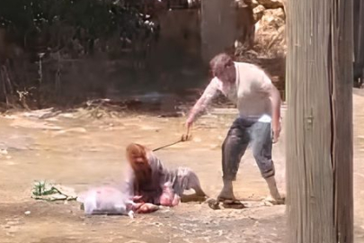 85 YAŞINDAKİ ANNESİNİ SOPAYLA DÖVDÜ: GEÇMİŞİNDE EŞ CİNAYETİ ÇIKTI