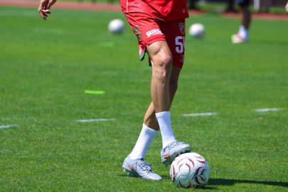 KARŞIYAKA ERBAASPOR İLE YENİŞEMEDİ