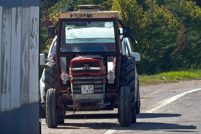 YÜZDE 50 ZİHİNSEL ENGELLİ GENÇ ÇALDIĞI TRAKTÖRLE 55 KİLOMETRE YOL GİTTİ