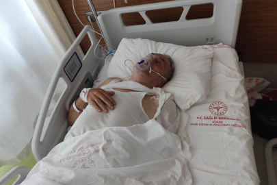 BİSİKLETLİYE BÖYLE ÇARPIP KAÇTILAR: YAŞLI ADAMA ÇARPMA ANI KAMERADA