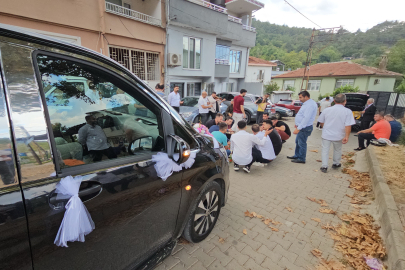 BURSA'YA GELİN GELDİ: 200 METRELİK YOL 4 SAATTE BİTMEDİ
